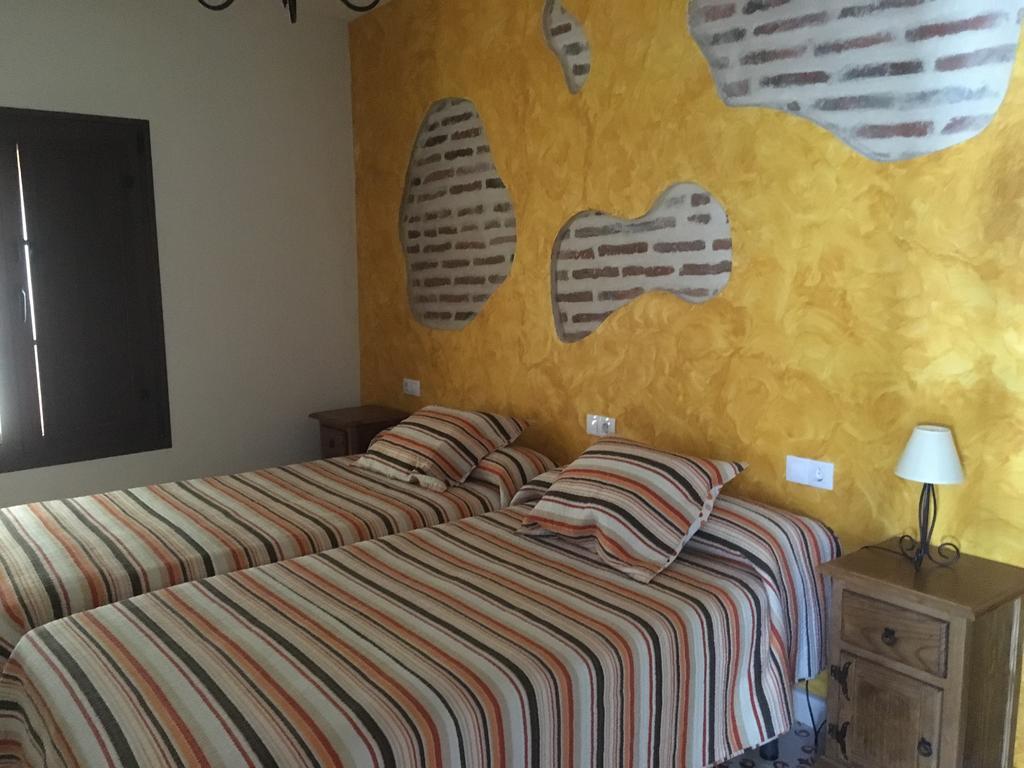 Casa Rural La Plazuela Касала де ла Сиера Екстериор снимка