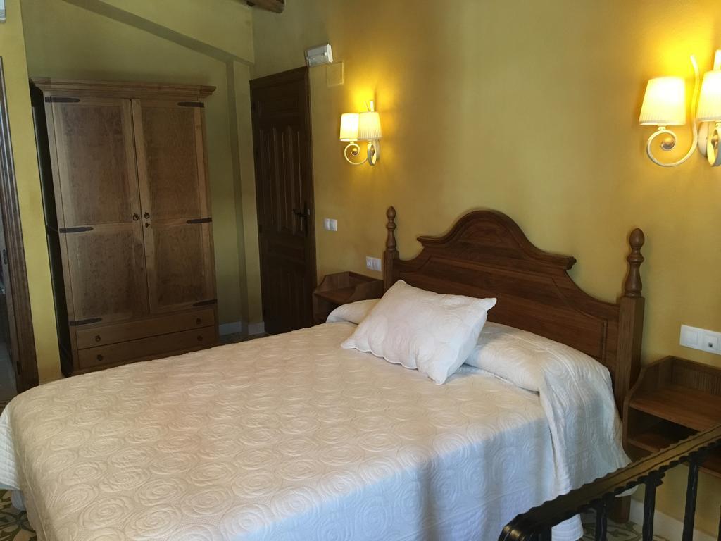 Casa Rural La Plazuela Касала де ла Сиера Екстериор снимка